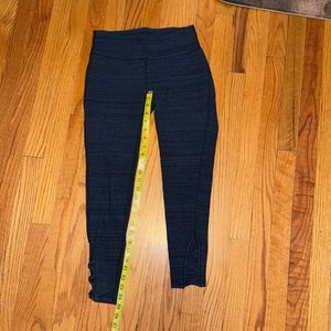 Gap fit leggings with lattice detail at ankle